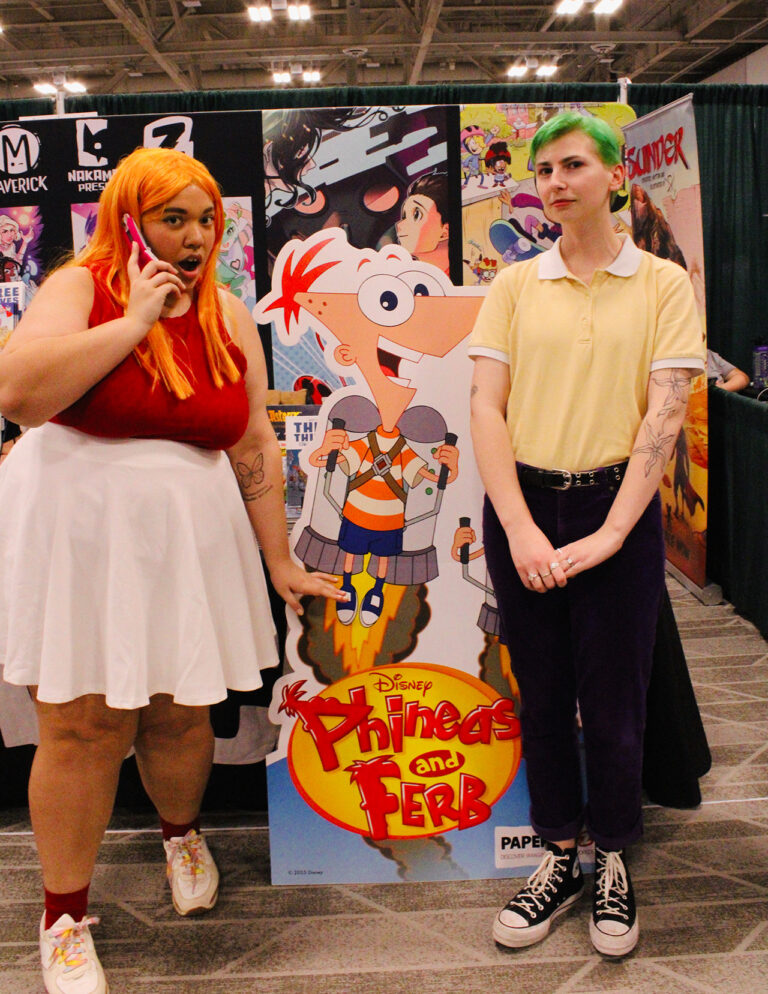 Phineas & Ferb Cutout - Papercutz
